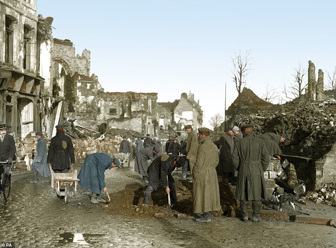 Những bức ảnh hiếm hoi xúc động về Đại chiến thế giới thứ nhất - Ảnh 3.