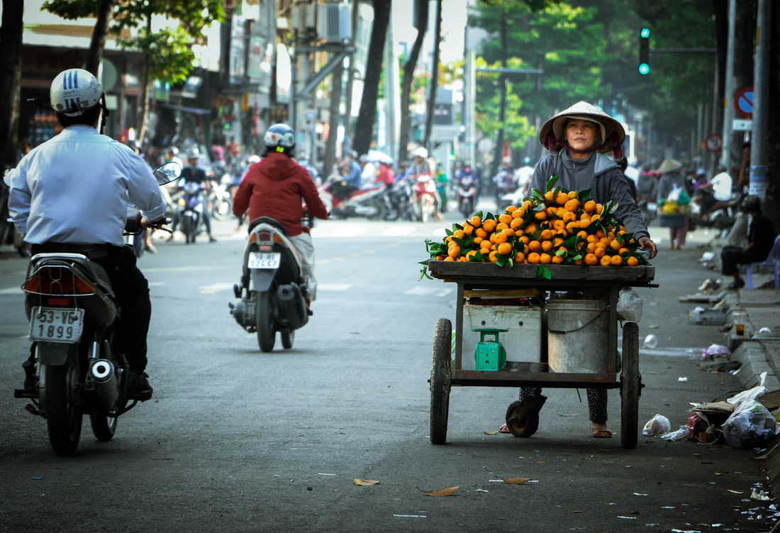 Sài Gòn cuối năm bình yên trong phố nhỏ - Ảnh 14.