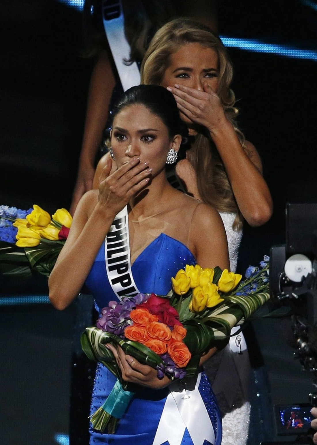 Thí sinh Miss Universe khóc, la thét, há hốc mồm khi là Hoa hậu - Ảnh 4.