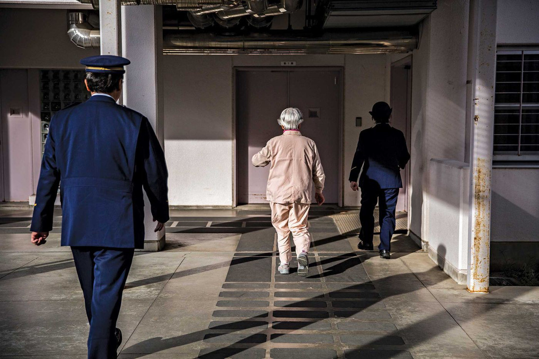 Người già Nhật Bản chọn nhà tù làm nơi an cư - Ảnh 14.