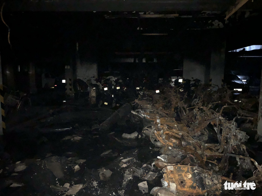 Hiện trường vụ cháy thảm khốc ở chung cư Carina - Ảnh 21.