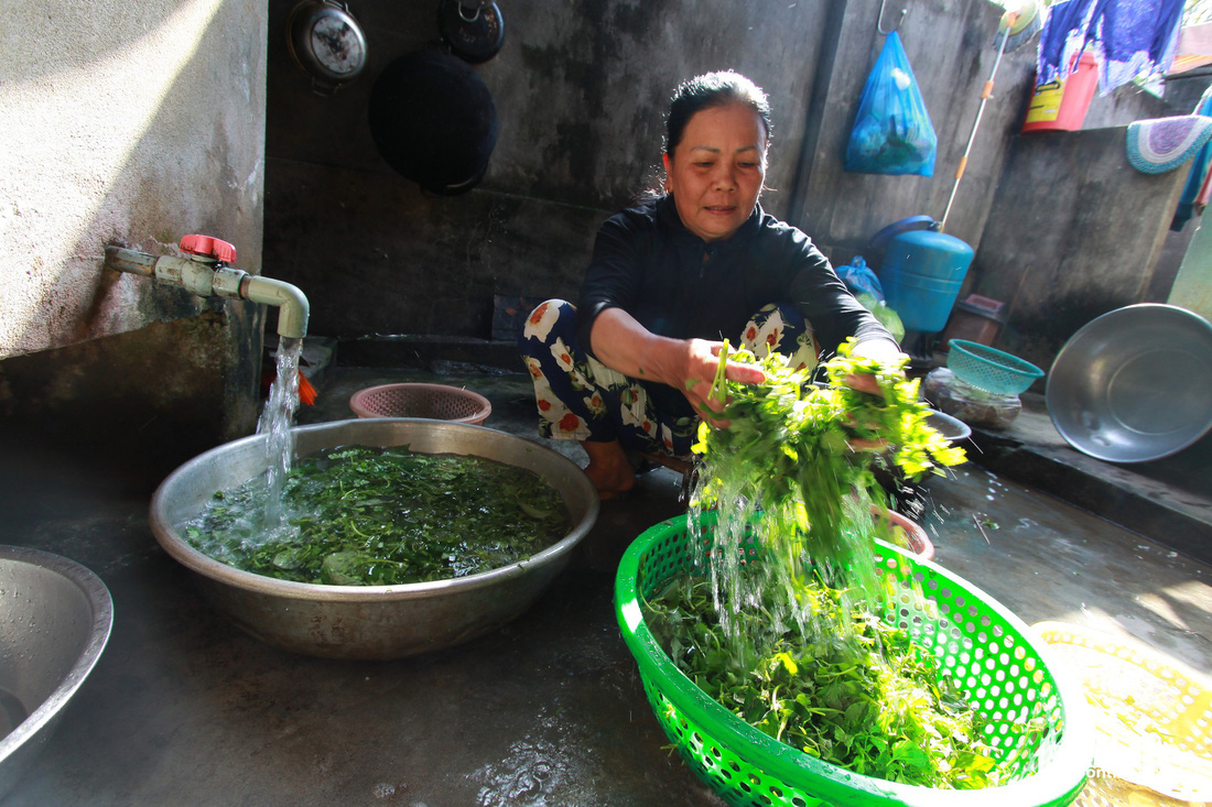 Rong ruổi gánh mì Phú Chiêm - Ảnh 6.