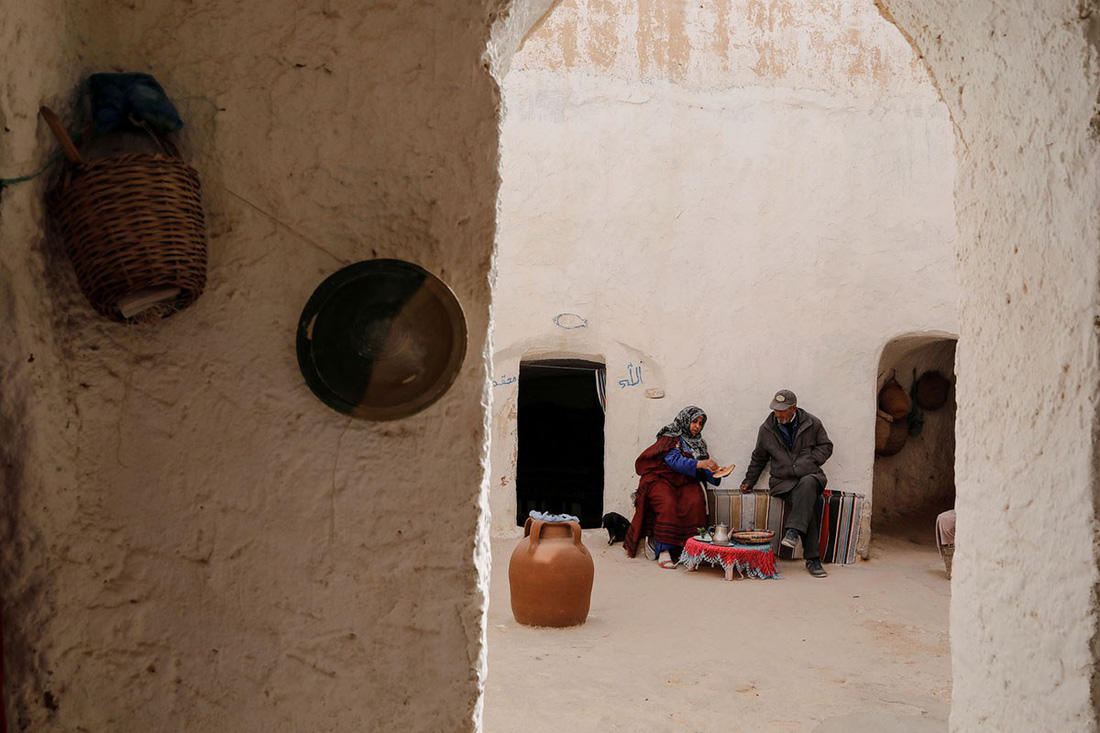 Cuộc sống của các gia đình dưới lòng đất ở Tunisia - Ảnh 7.