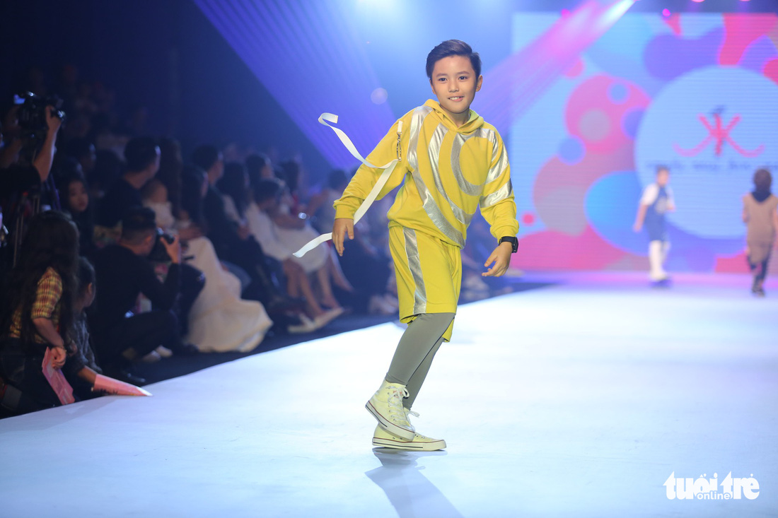 Ngọc Hân thiết kế, cùng Đỗ Mỹ Linh trình diễn thời trang trẻ em - Ảnh 18.