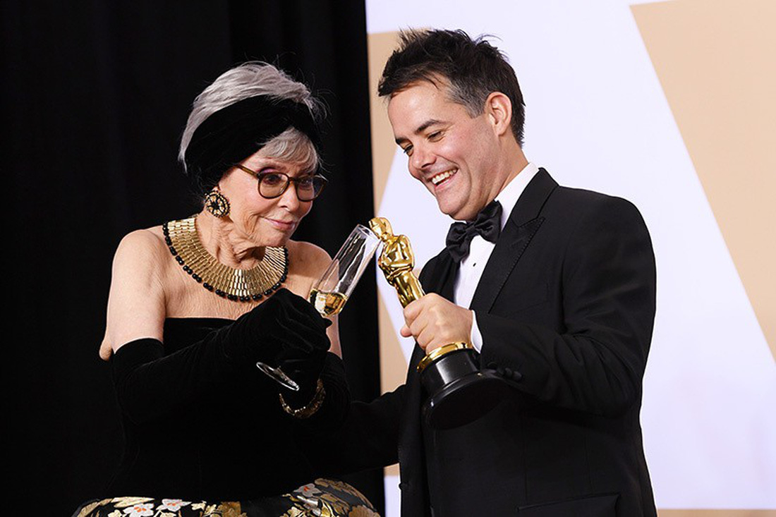 Những tên tuổi nổi tiếng đến Oscar lần thứ 90 để trao giải  - Ảnh 12.