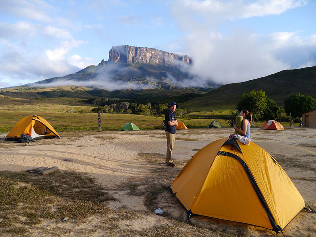 Hòn đảo trên trời kỳ ảo ở Venezuela - Ảnh 7.