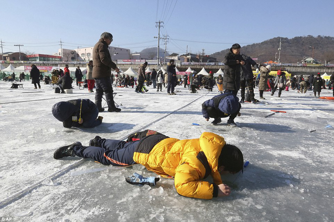 Sang Hàn Quốc và Trung Quốc vui lễ hội băng tuyết - Ảnh 5.