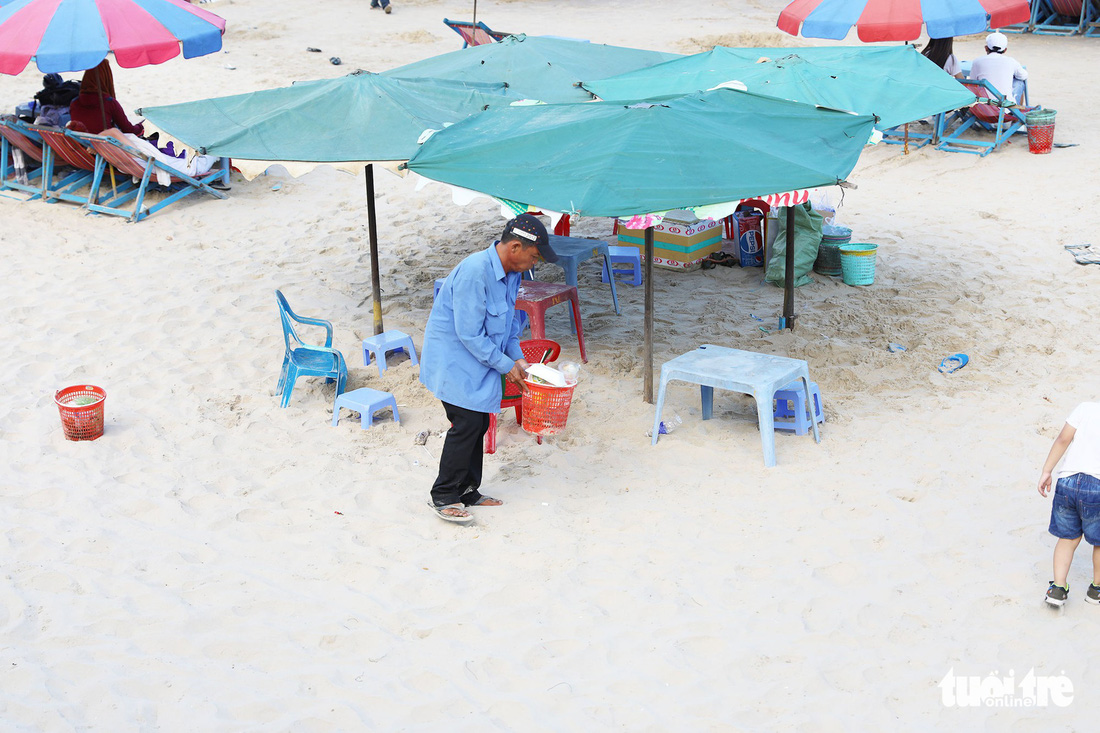 Bãi biển bẩn, do chúng ta đấy chứ - Ảnh 6.