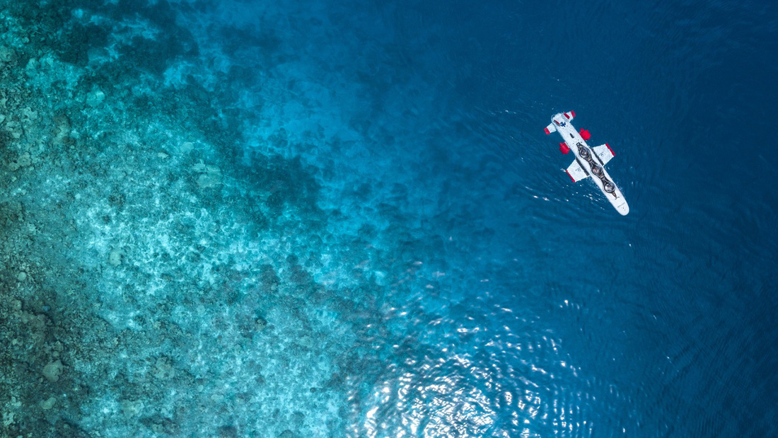 Đến Maldives ngồi tàu ngầm ngắm san hô - Ảnh 2.