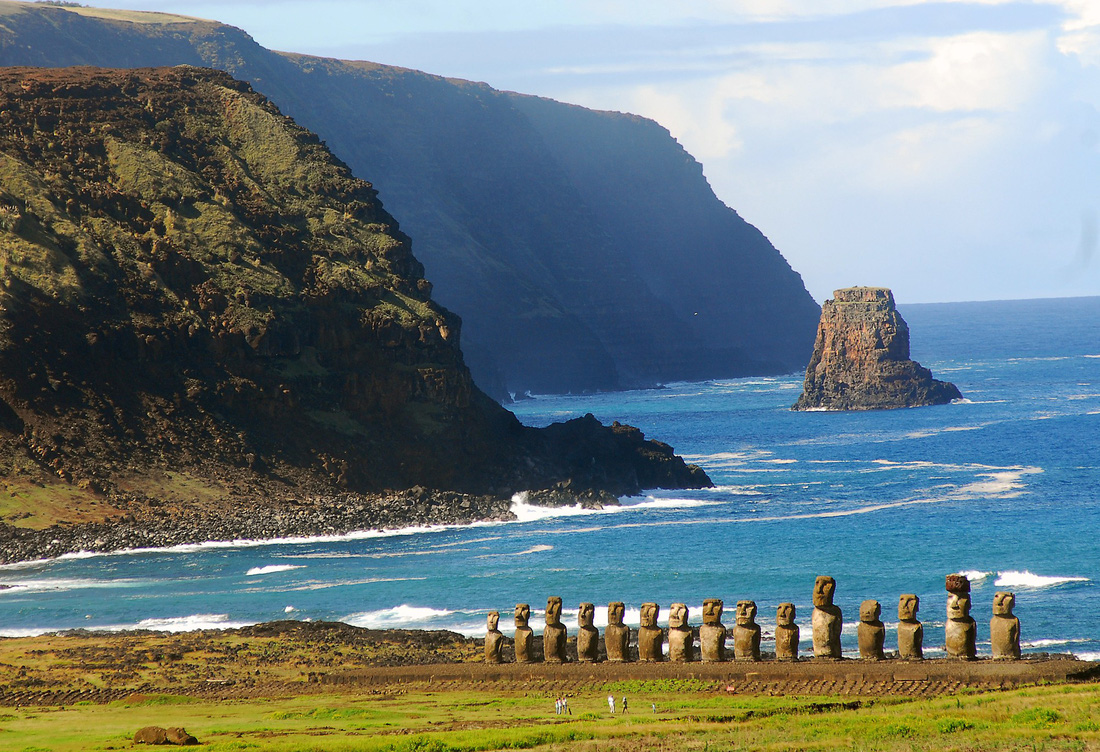 Đảo Phục Sinh và những bức tượng Moai bí ẩn - Ảnh 2.