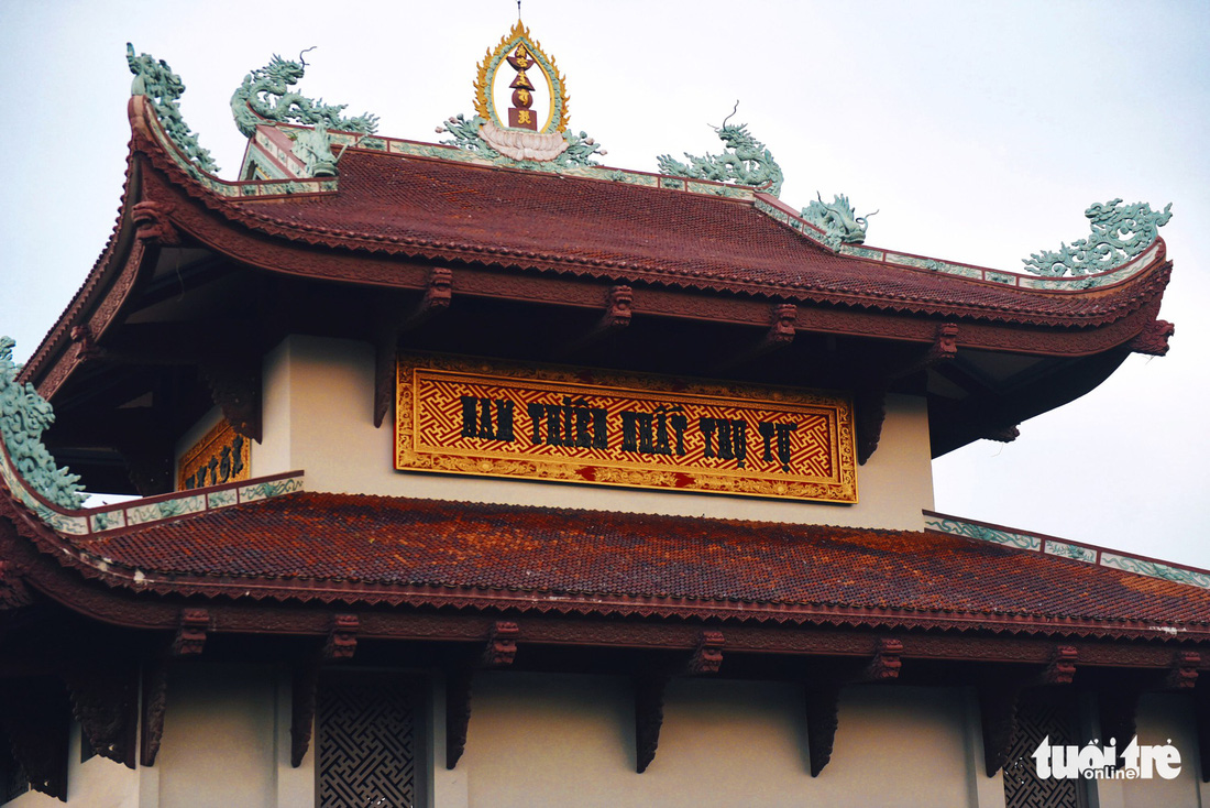 Mùa Phật Đản đi lễ chùa Một Cột tại Sài Gòn - Ảnh 2.