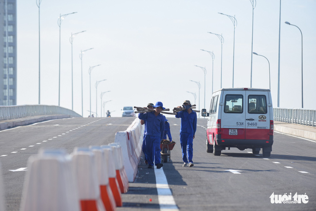 TP.HCM thông xe cầu qua đảo Kim Cương - Ảnh 5.