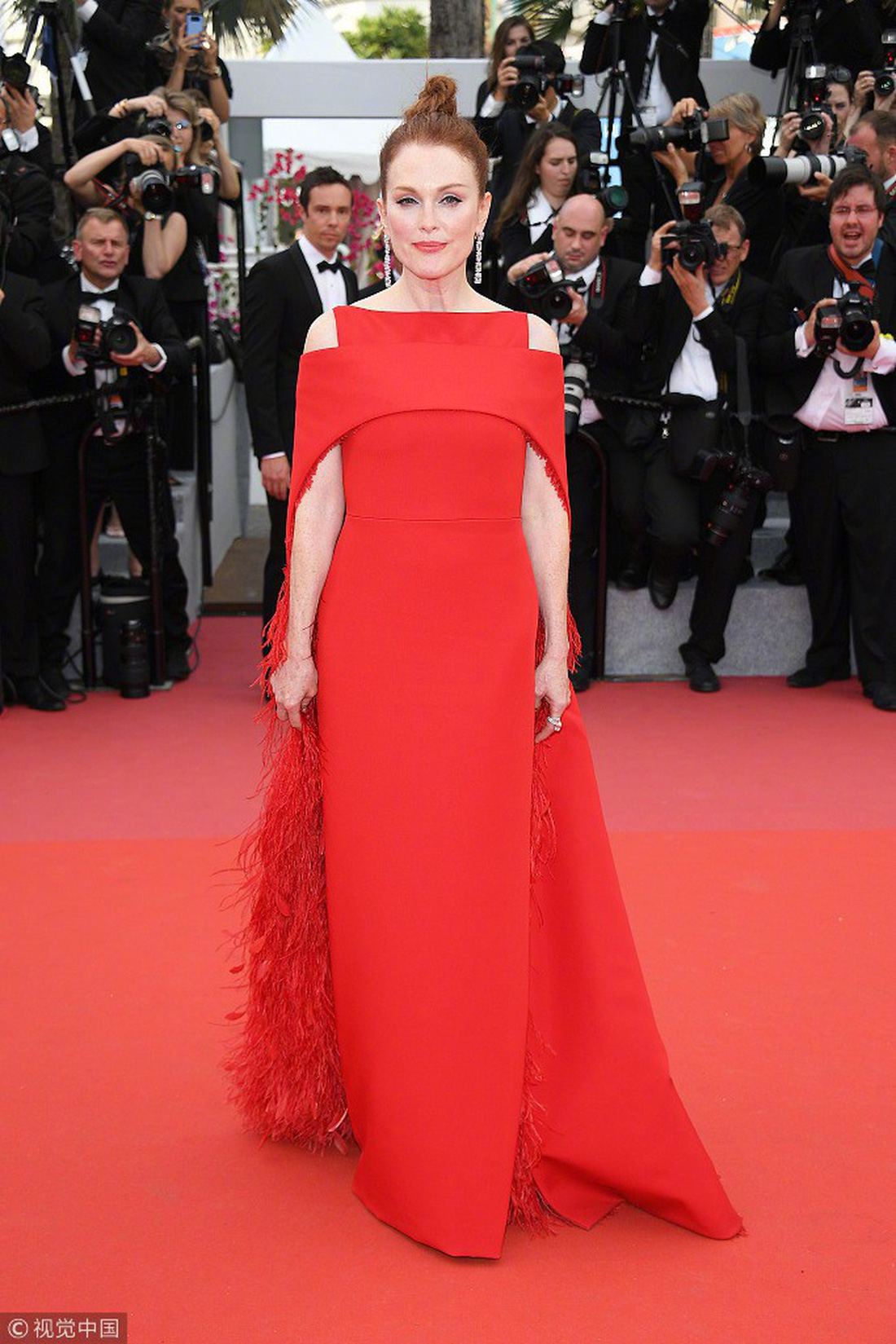 Cate Blanchett mặc đồ cũ, dàn sao nữ lộng lẫy trên thảm đỏ Cannes - Ảnh 5.
