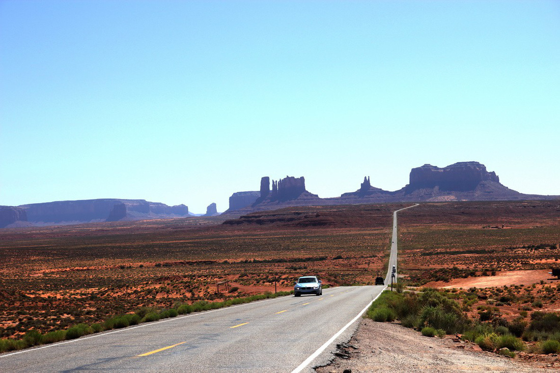 Monument Valley nổi tiếng trong các phim cao bồi viễn Tây - Ảnh 2.