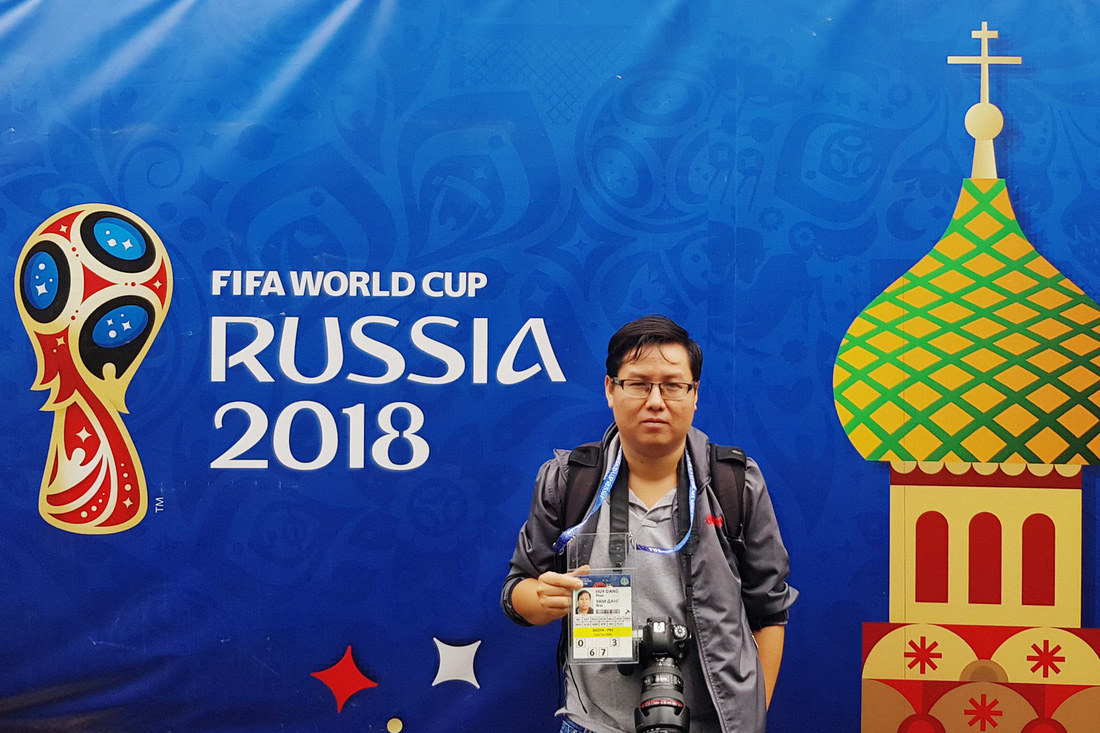 Phóng viên Tuổi Trẻ có thẻ tác nghiệp World Cup 2018 như thế nào? - Ảnh 1.