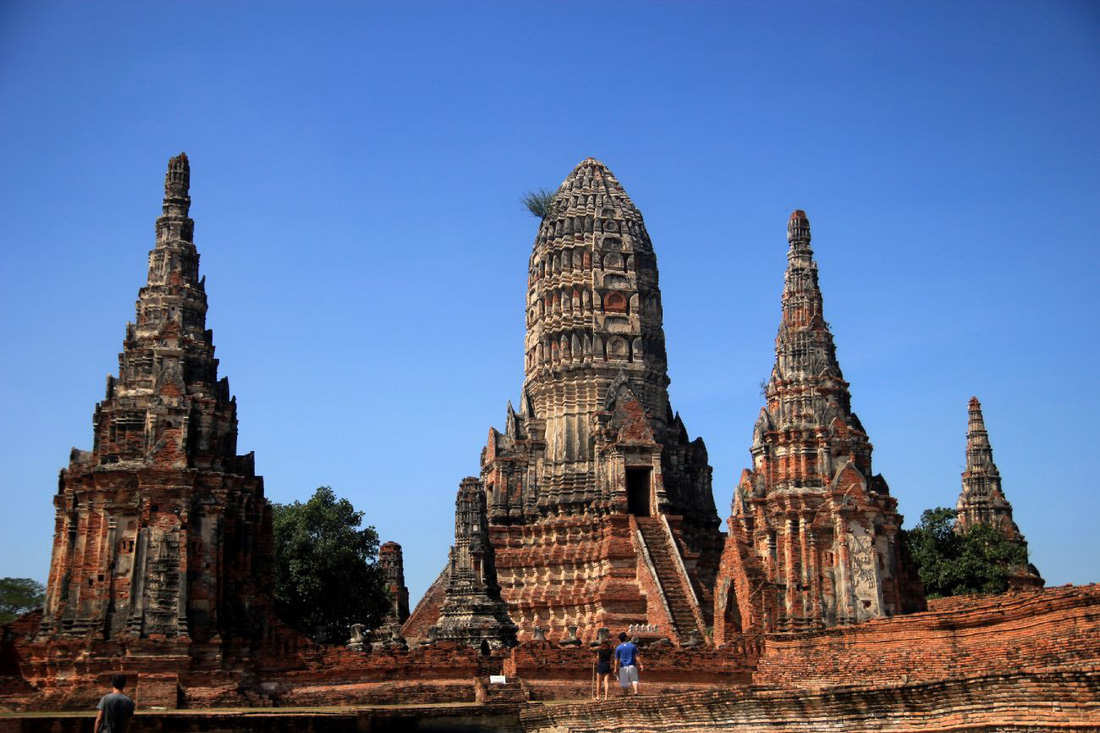 Một ngày thú vị ở cố đô Ayutthaya - Ảnh 1.