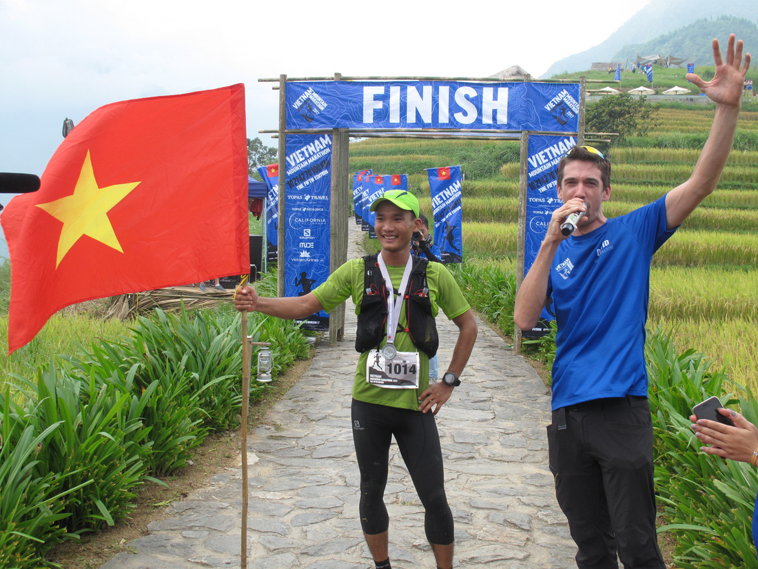 Trần Duy Quang vô địch cự ly 70km tại Vietnam Trail Marathon 2019 - Ảnh 1.