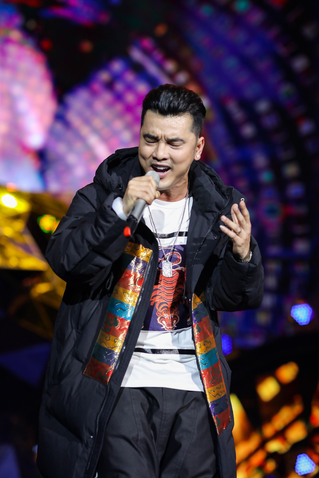 Mỹ Tâm, Sơn Tùng, Đông Nhi khiến fan “khản giọng” tại Tiger Remix 2019 - Ảnh 4.