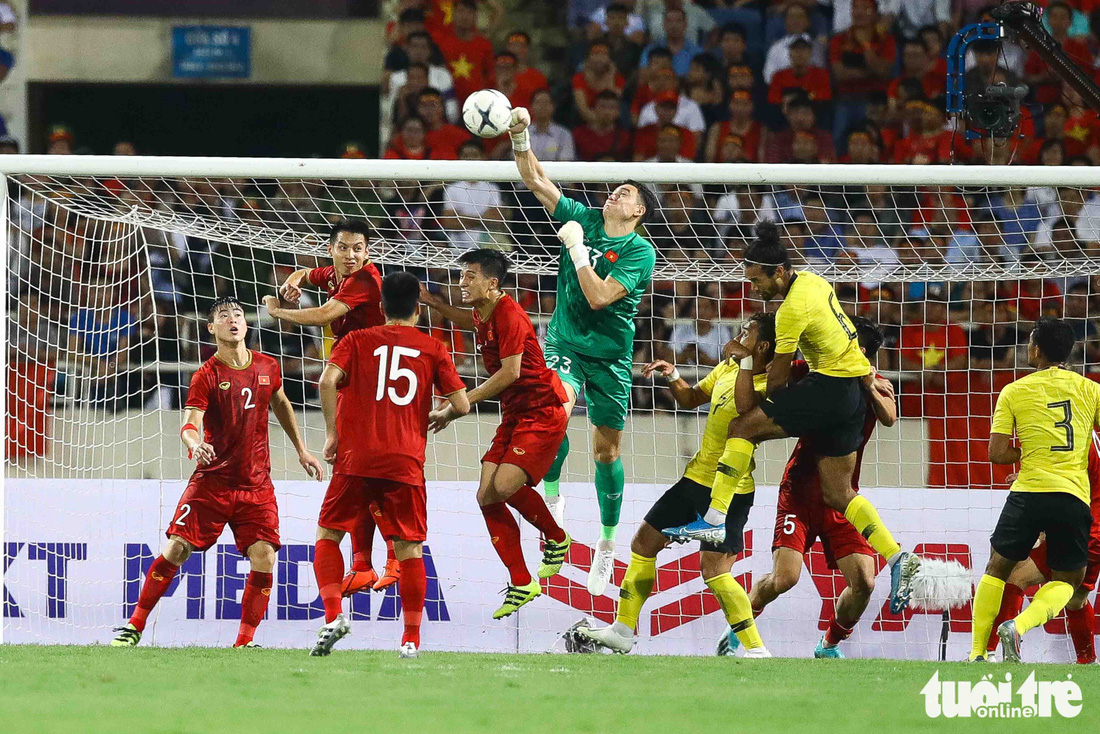 Chùm ảnh ấn tượng trận Việt Nam - Malaysia 1-0 - Ảnh 6.