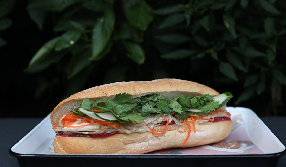 Bánh mì - ‘siêu sandwich’ Việt Nam chinh phục thế giới lên báo Hong Kong - Ảnh 6.
