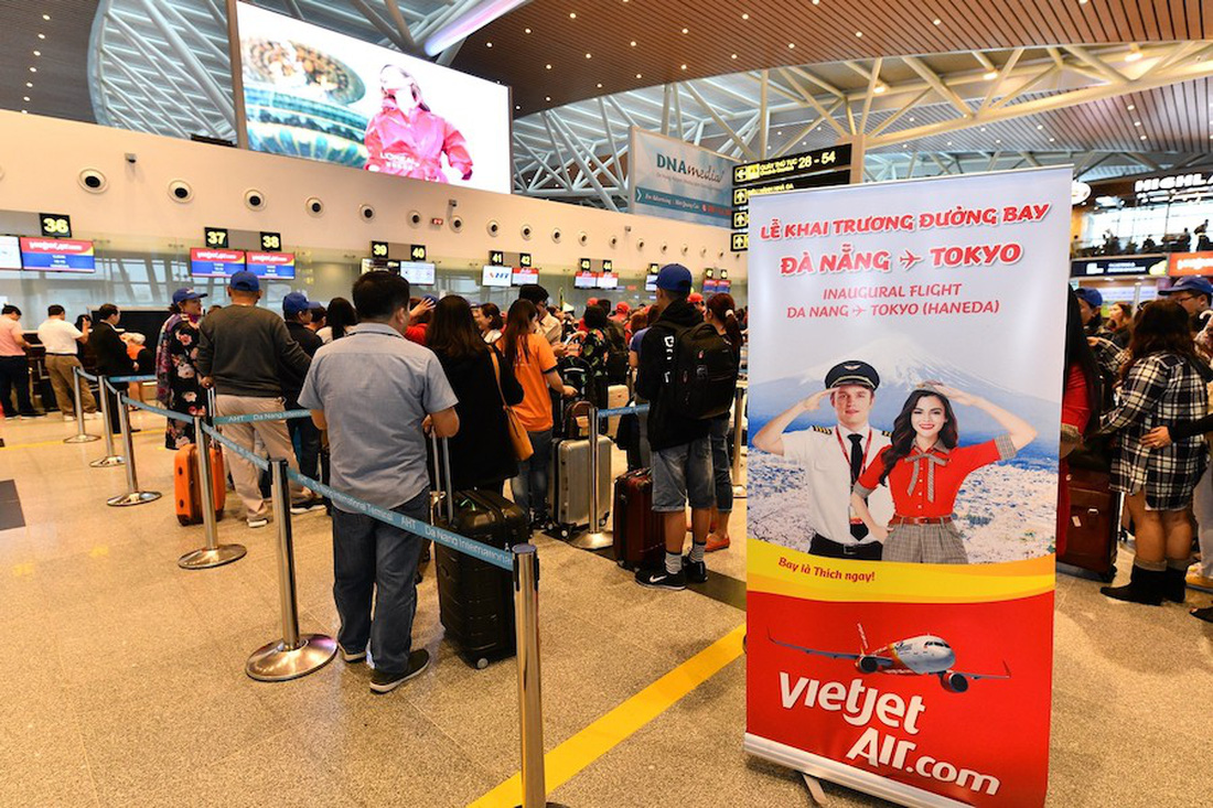 Phi công Vietjet cứ 3-4 ngày làm việc sẽ có 1 ngày nghỉ, chế độ du lịch miễn phí - Ảnh 2.