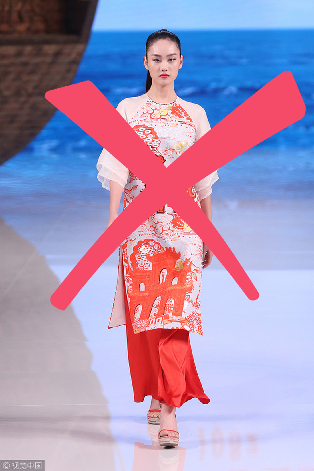 Nhà thiết kế Trung Quốc từng xài mẫu áo dài Việt, giờ nói về phẩm giá trang phục Trung Quốc - Ảnh 5.