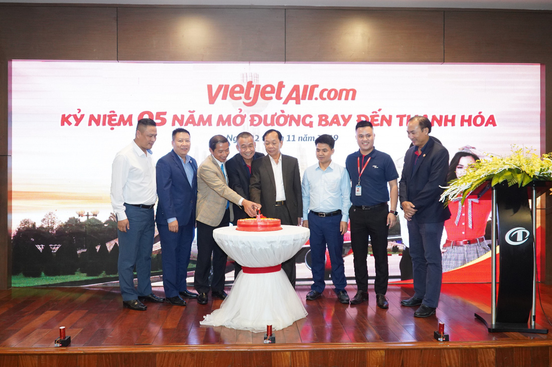 Vietjet phục vụ 2,2 triệu lượt hành khách sau 5 năm cất cánh tại Thanh Hoá - Ảnh 2.