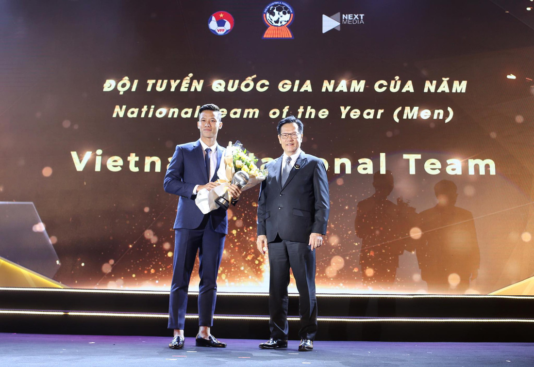 HLV Park Hang Seo, Quang Hải thắng Giải HLV và cầu thủ của năm tại AFF Awards 2019 - Ảnh 11.