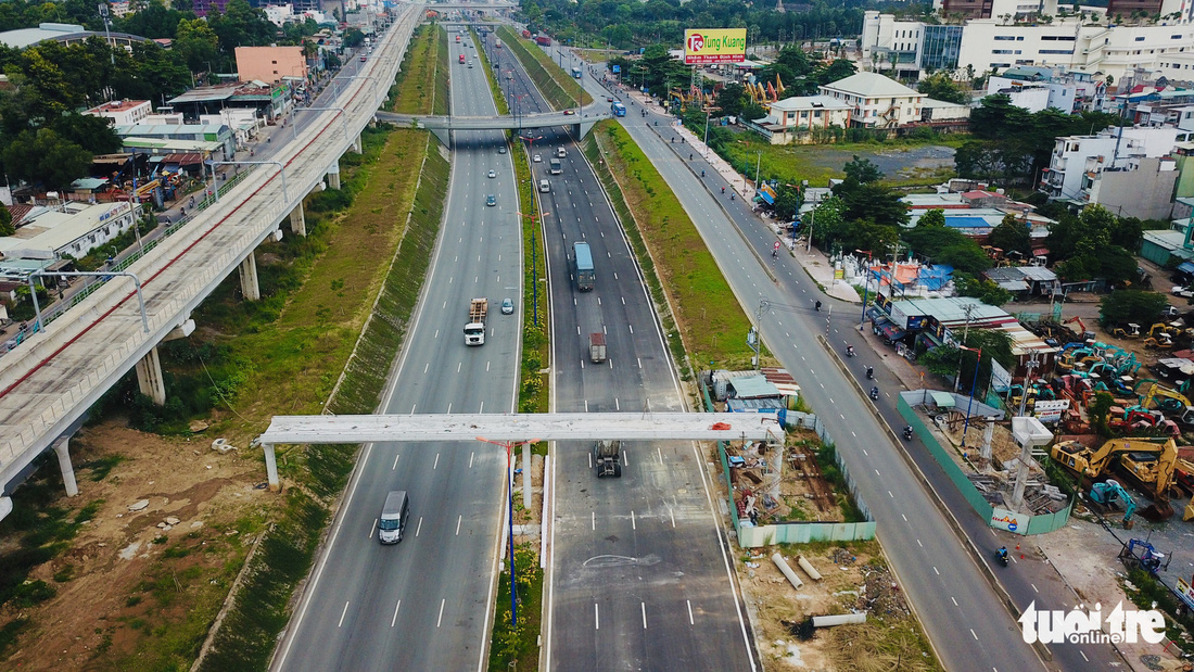 Chính thức thông xe nút giao Đại học Quốc gia, dân bớt nỗi lo kẹt xe - Ảnh 8.