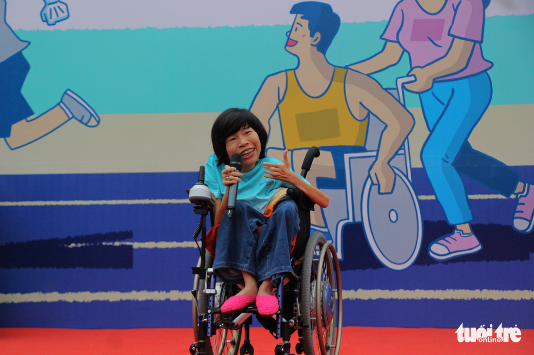 Ghép đôi chạy bộ với người khuyết tật để cùng về đích - Ảnh 2.
