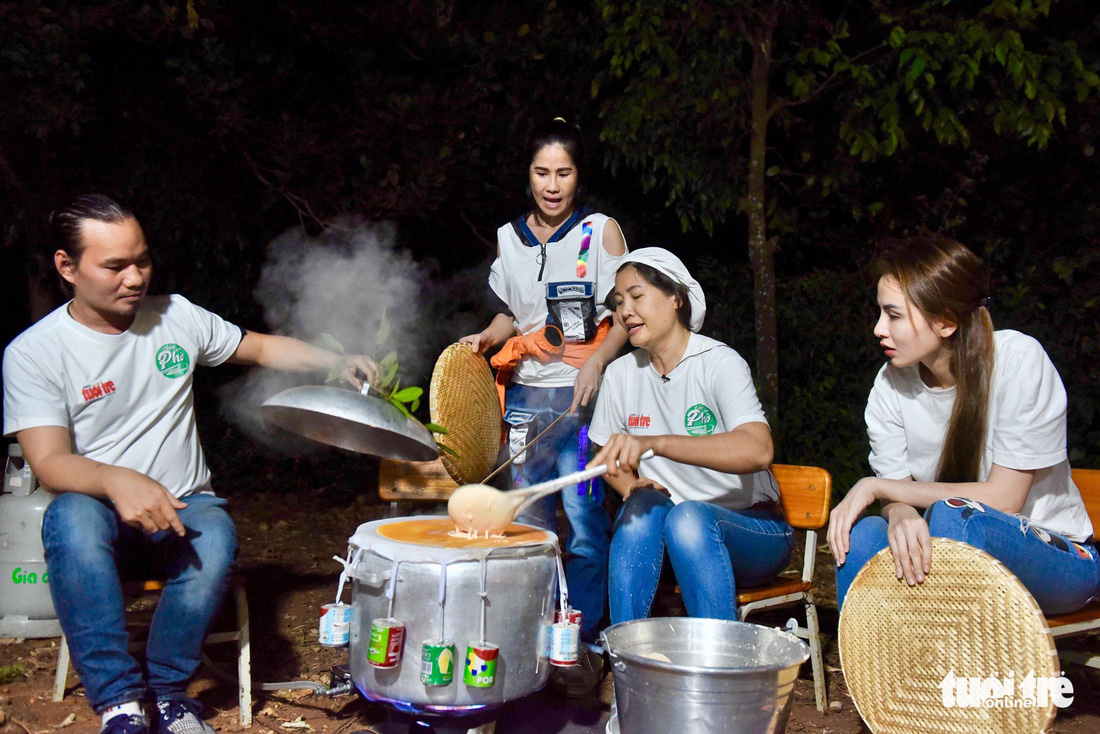 Nhóm lửa đêm trăng, sẵn sàng 1.000 tô phở cho Ngày của Phở 12-12 - Ảnh 2.