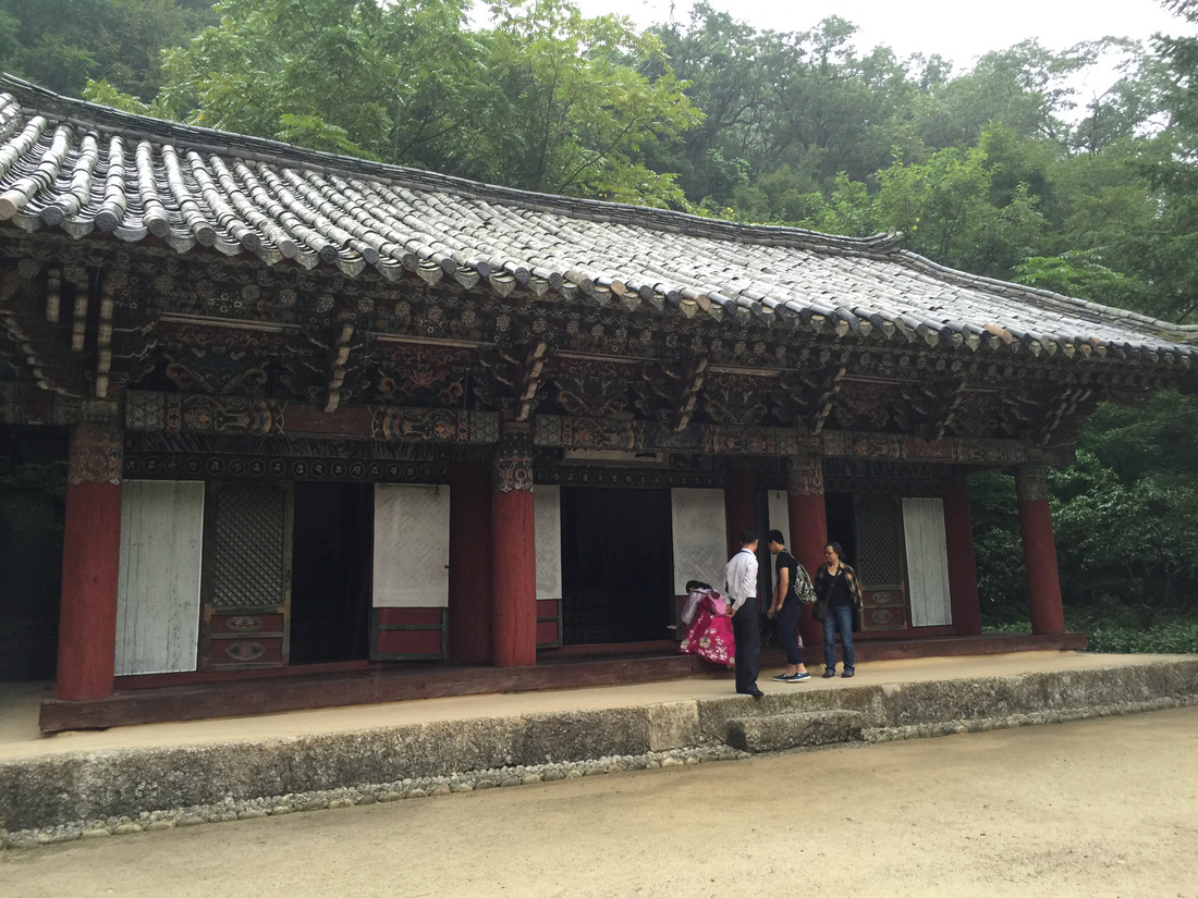 Phóng viên Tuổi Trẻ vãn cảnh chùa cổ ngàn năm ở Triều Tiên - Ảnh 11.
