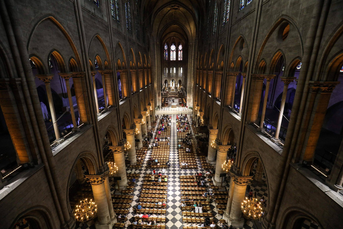 Nhà thờ Đức Bà Paris - biểu tượng hơn 850 năm của nước Pháp - Ảnh 8.