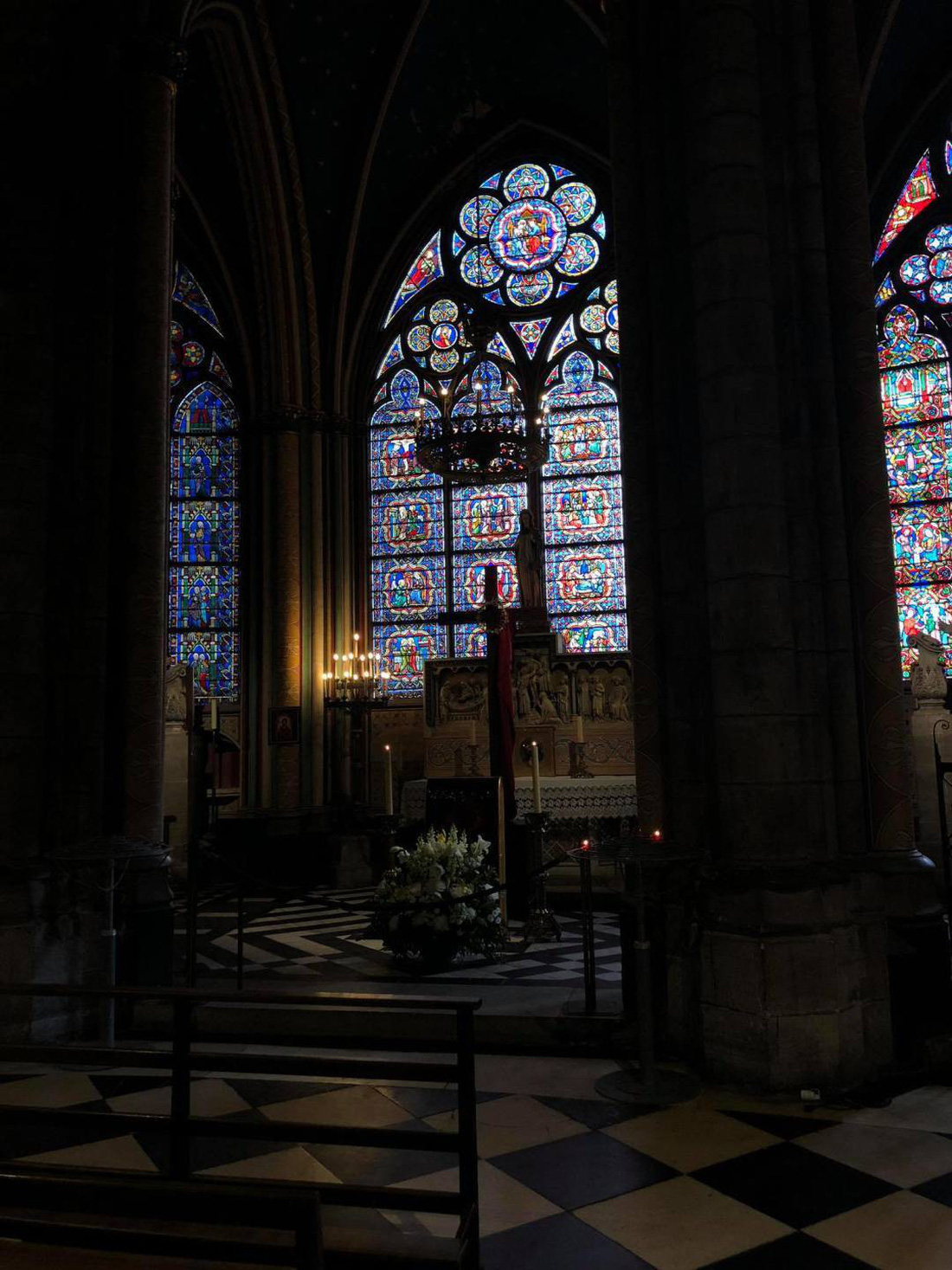 Nhà thờ Đức Bà Paris - biểu tượng hơn 850 năm của nước Pháp - Ảnh 12.