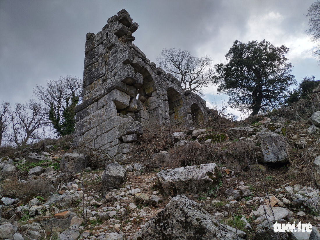 Nghe gió, ngắm mây trên những cổng đá ngàn năm của Termessos - Ảnh 3.