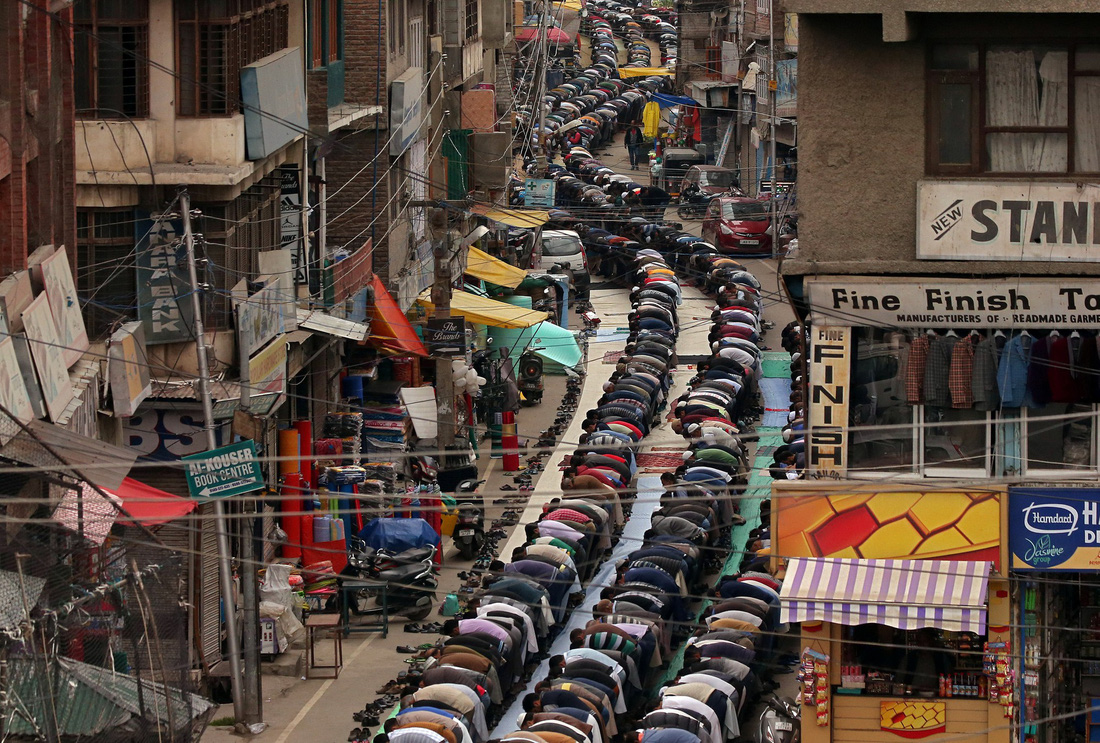 Ramadan 2019 qua những hình ảnh ấn tượng - Ảnh 2.