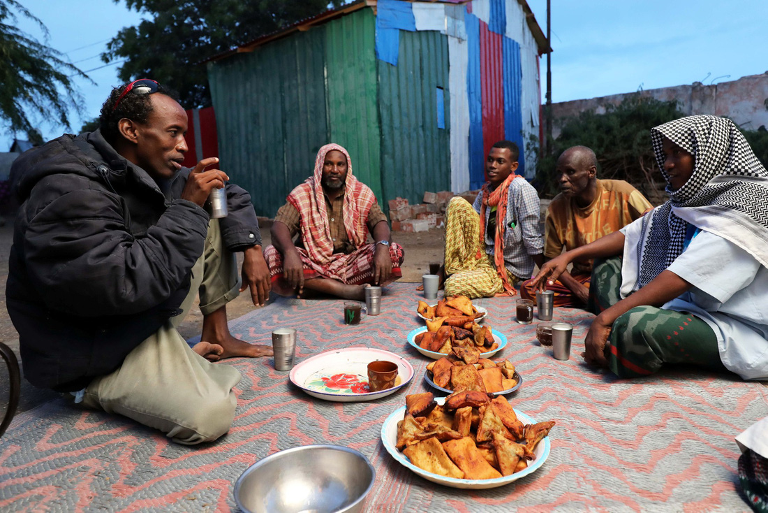 Ramadan 2019 qua những hình ảnh ấn tượng - Ảnh 13.