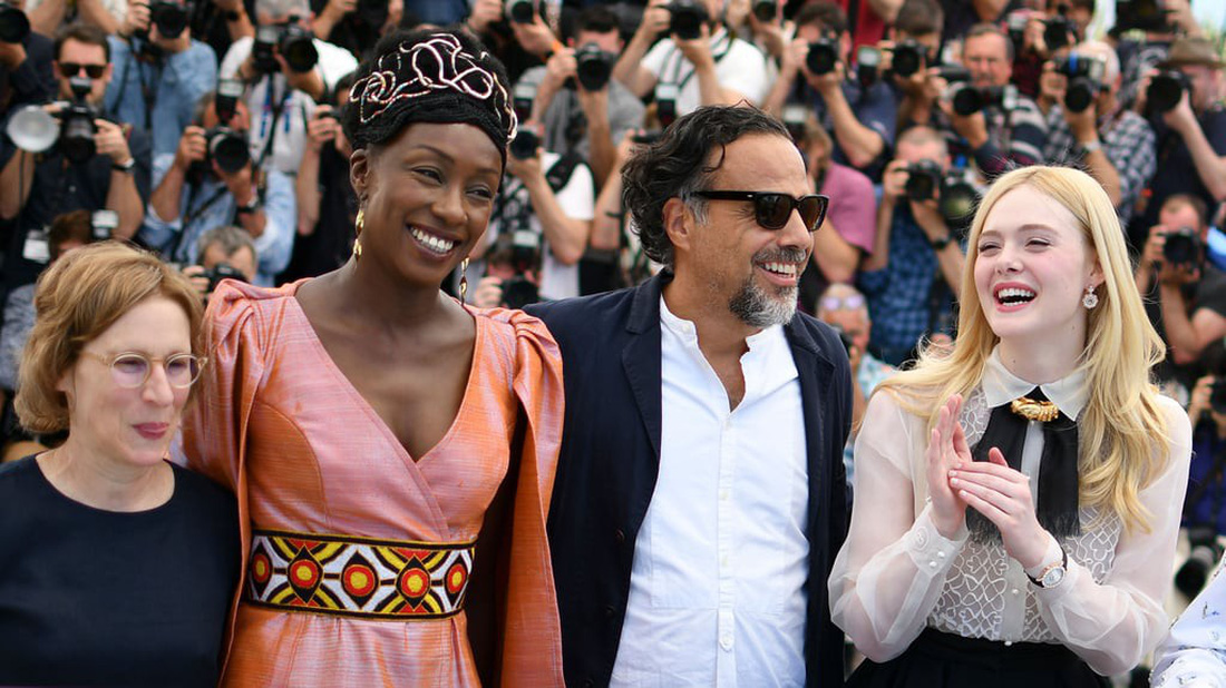 Cannes khai mạc với zombie, chính trị và bình đẳng giới - Ảnh 1.