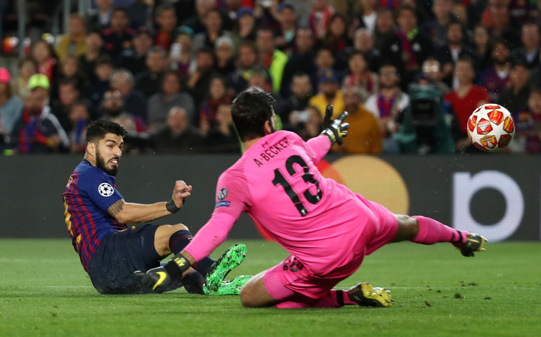 Song sát Messi  - Suarez hành hạ Liverpool - Ảnh 3.