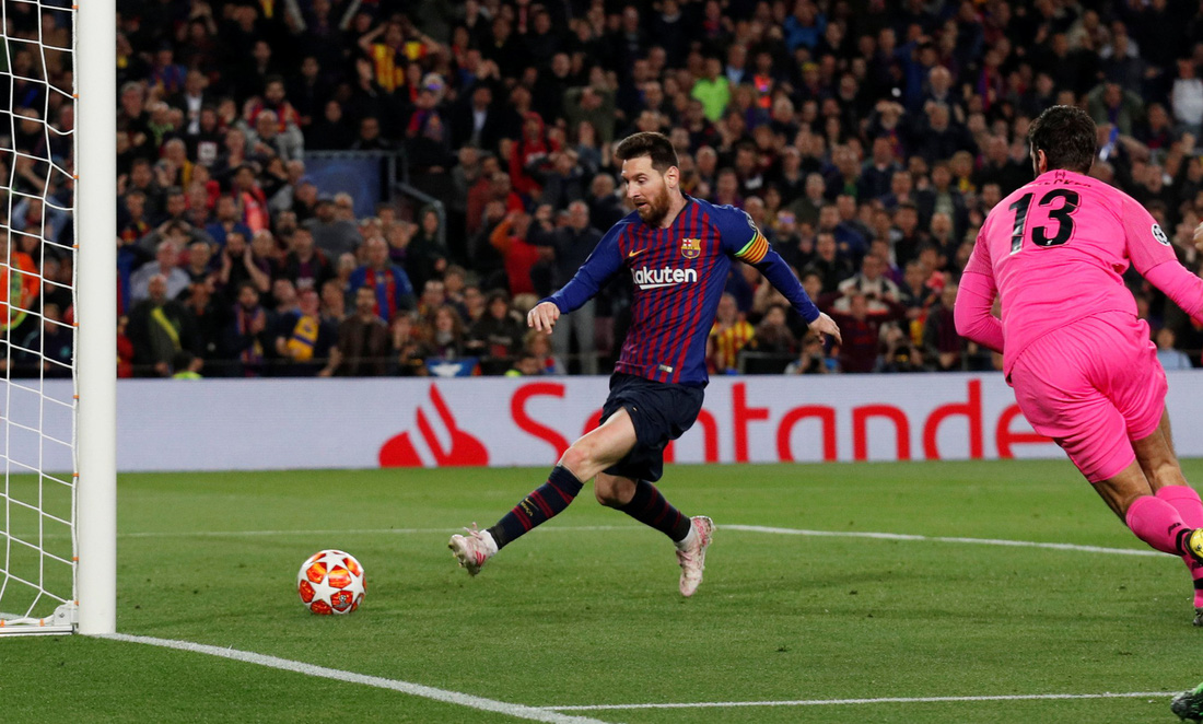 Song sát Messi  - Suarez hành hạ Liverpool - Ảnh 8.