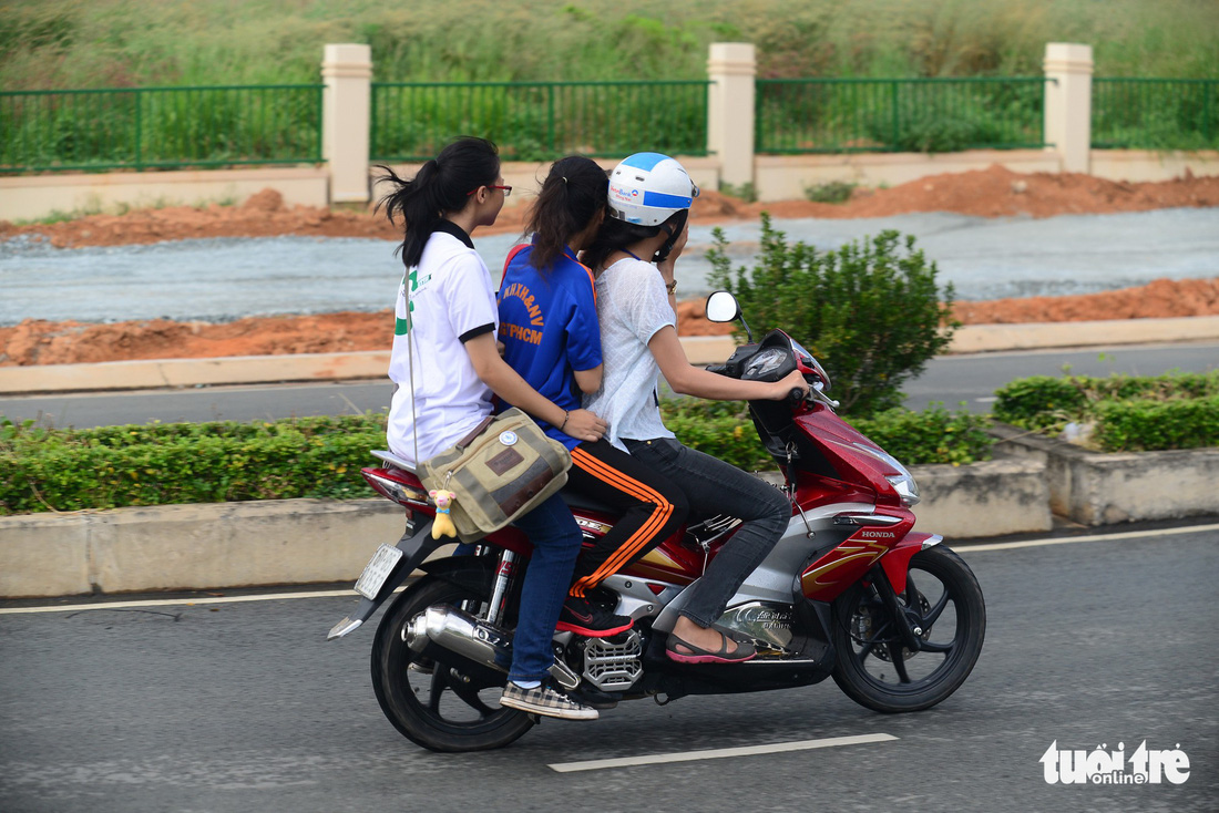 Thói hư tật xấu khó bỏ của người Việt khi chạy xe - Ảnh 5.