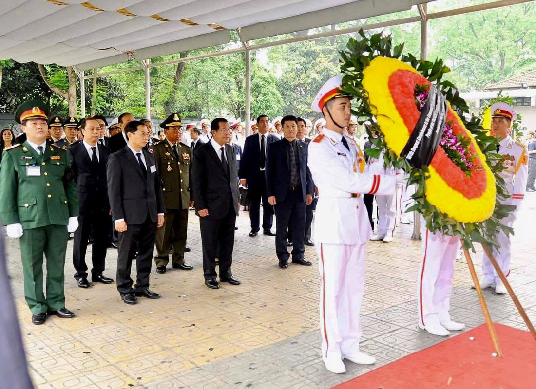 Lễ viếng nguyên Chủ tịch nước Lê Đức Anh - Ảnh 4.