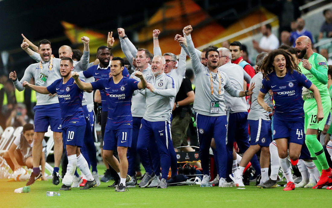 Chelsea tưng bừng ăn mừng chức vô địch Europa League - Ảnh 3.