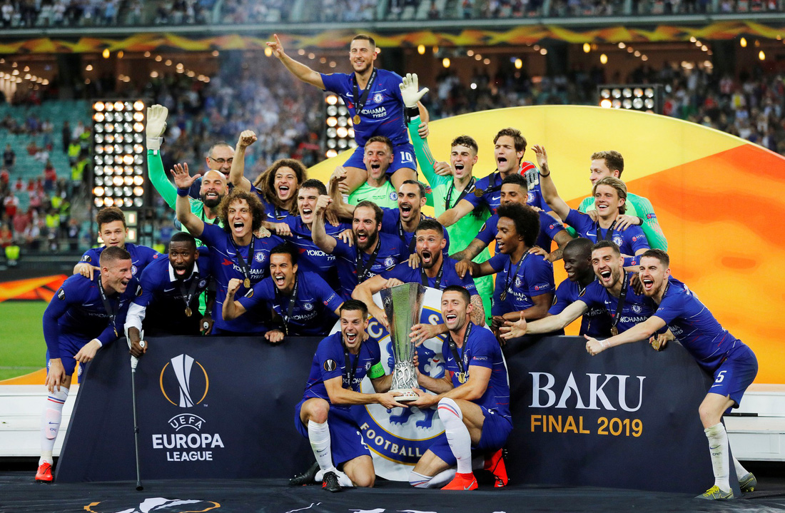 Chelsea tưng bừng ăn mừng chức vô địch Europa League - Ảnh 6.