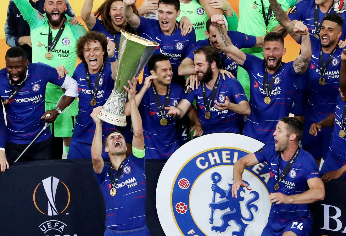 Chelsea tưng bừng ăn mừng chức vô địch Europa League - Ảnh 5.