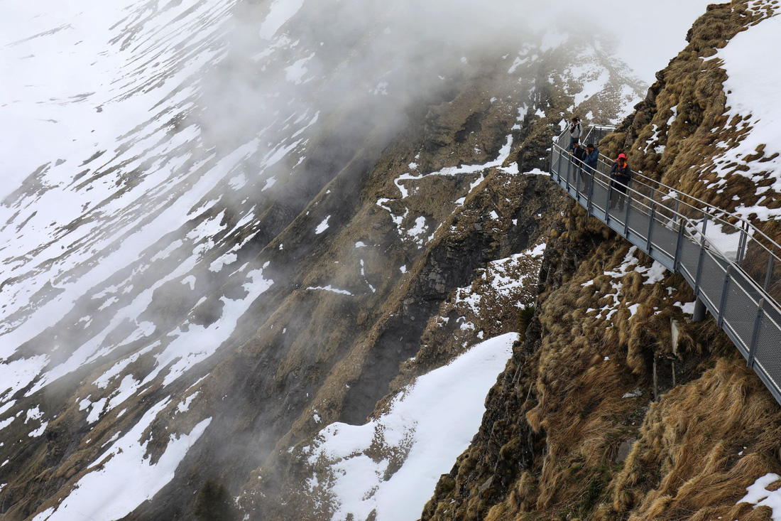 Nóc nhà châu Âu Jungfrau - kỳ quan tuyết trắng trên dãy Alps - Ảnh 7.