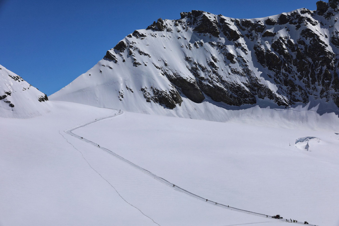 Nóc nhà châu Âu Jungfrau - kỳ quan tuyết trắng trên dãy Alps - Ảnh 9.