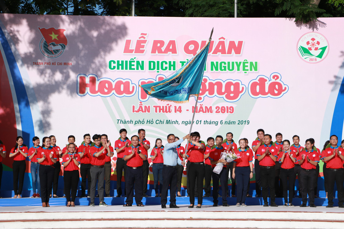 TP.HCM khởi động chiến dịch tình nguyện hè, kết nối yêu thương - Ảnh 8.