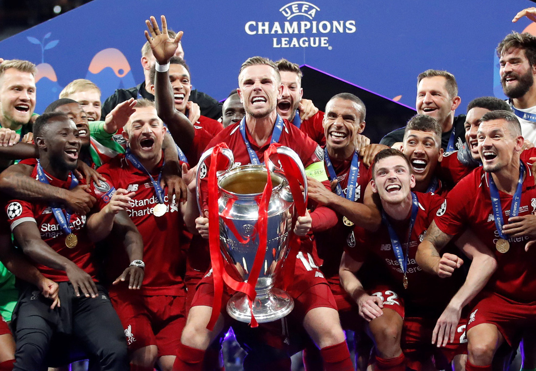 Liverpool tưng bừng ăn mừng chức vô địch Champions League - Ảnh 6.