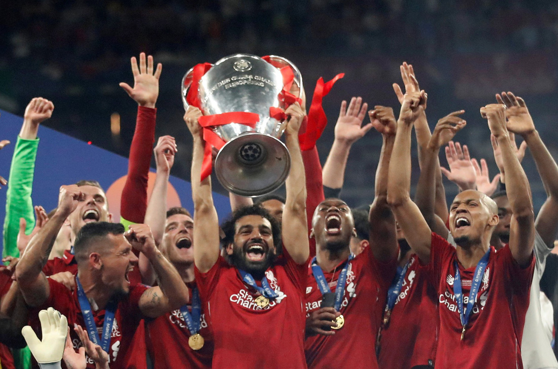 Liverpool tưng bừng ăn mừng chức vô địch Champions League - Ảnh 10.